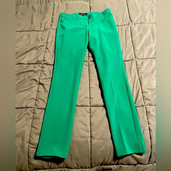 Funky green pants - Picture 2 of 2